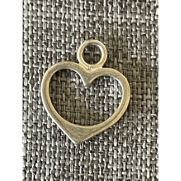 Sterling Silver .925 Whimsical Love Heart Charm - Picture 1 of 4